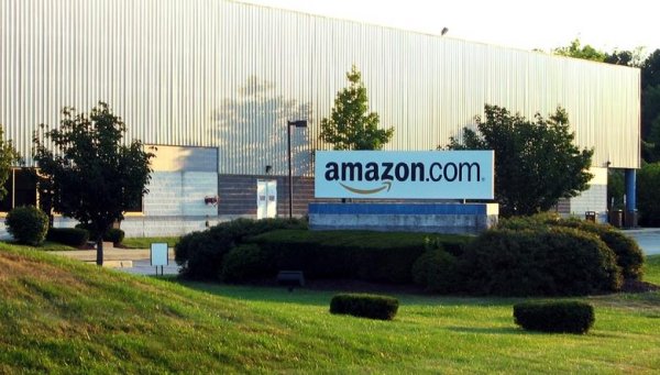 Корпорация Amazon приобрела стартап «умного» звонка за $ 1млрд