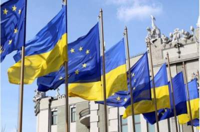 ЕС выделит €25 млн на поддержку востока Украины